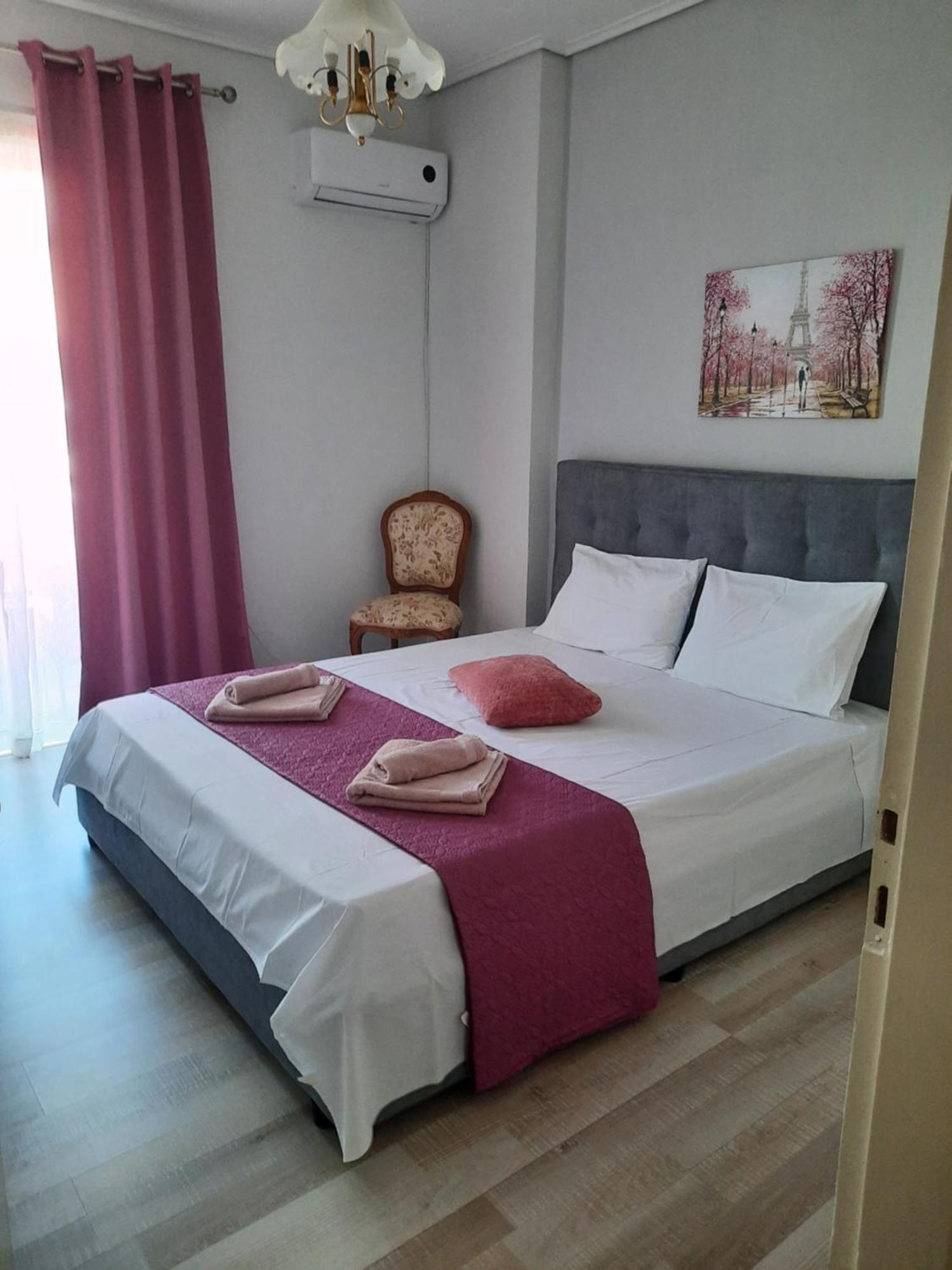 Villys Apartment Kalamata Exterior foto